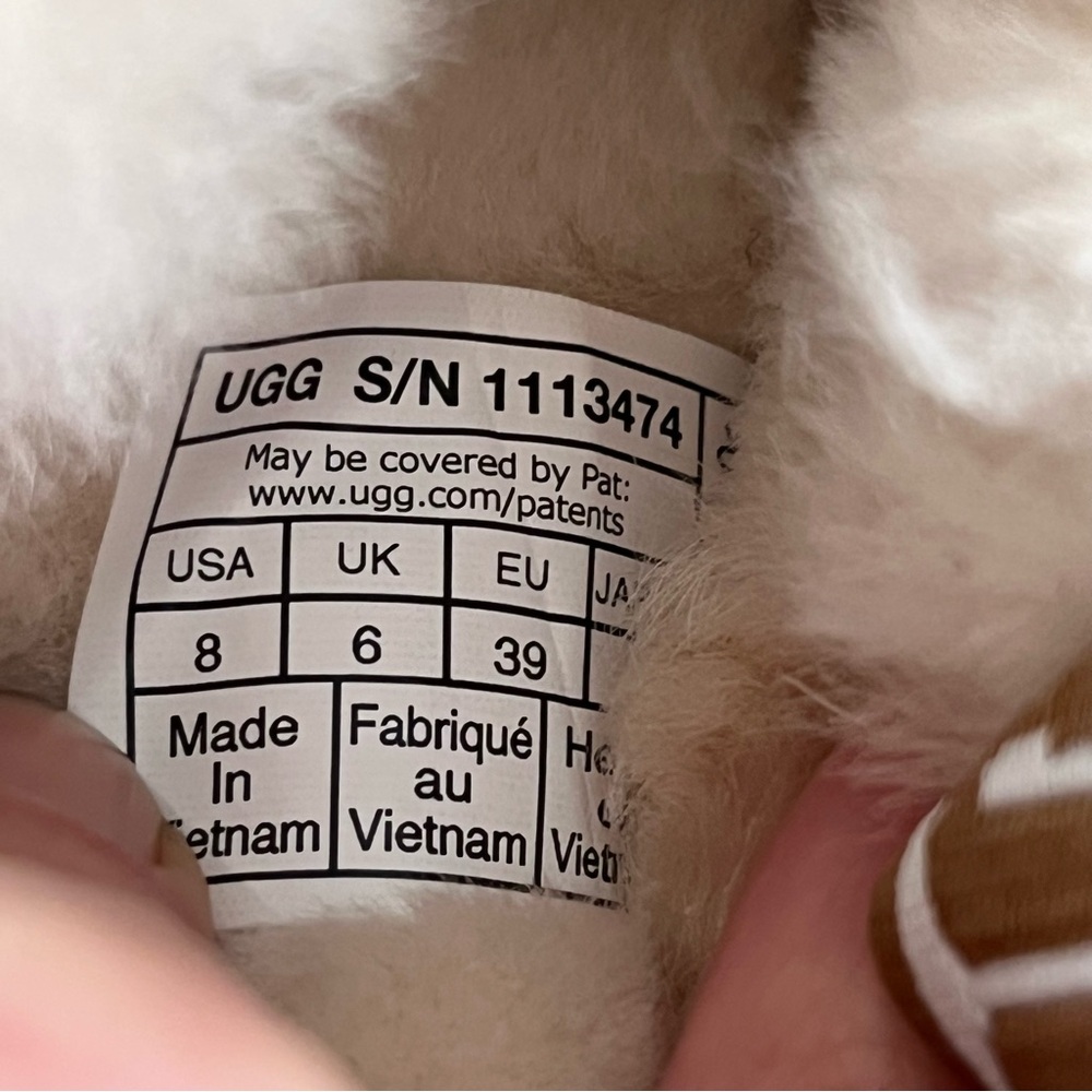 UGG Funkette Platform Slipper Shoe - Picture 5 of 6